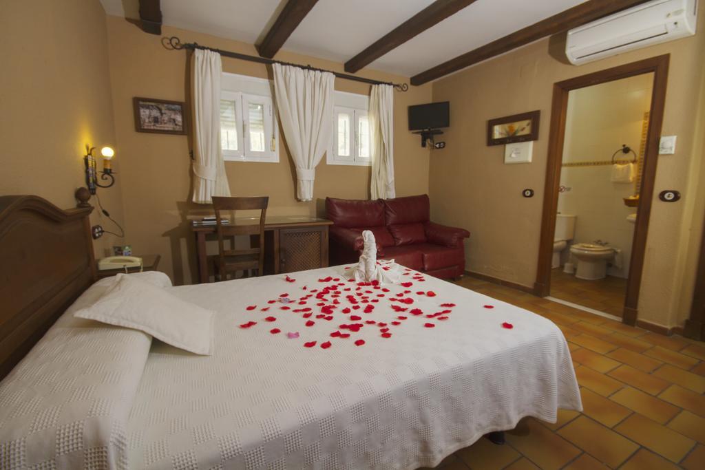 Hotel El Tabanco Ель-Боске Екстер'єр фото